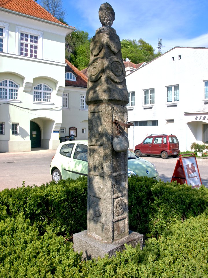 2013.04.28_-_Marbach_an_der_Donau_-_Pranger_-_02
