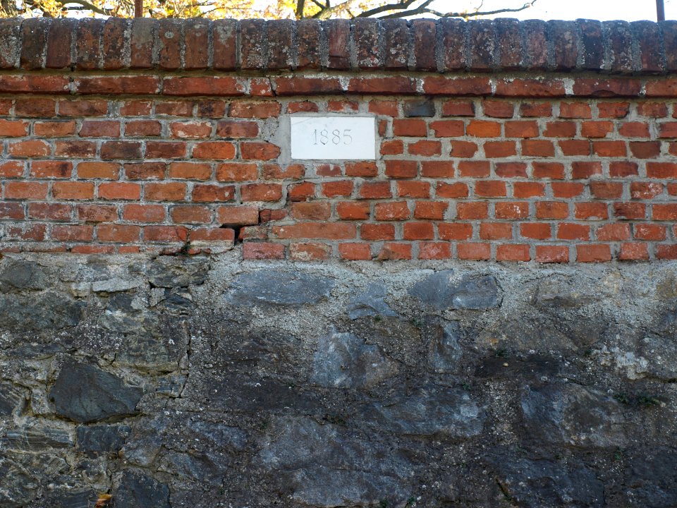 2013.10.26_-_Melk_-_Umfriedung_Abt_Karl-Straße_4_-_05