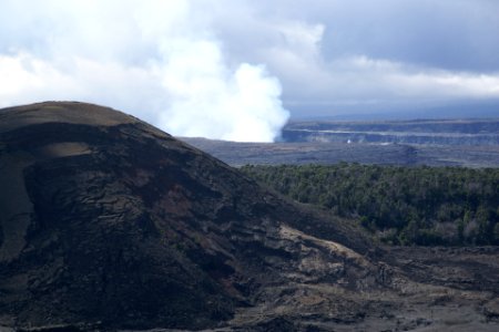 2013.10.31.125825_Iki_Halemaumau_caldera_Hawaii_Volcanoes_National_Park_Hawaii