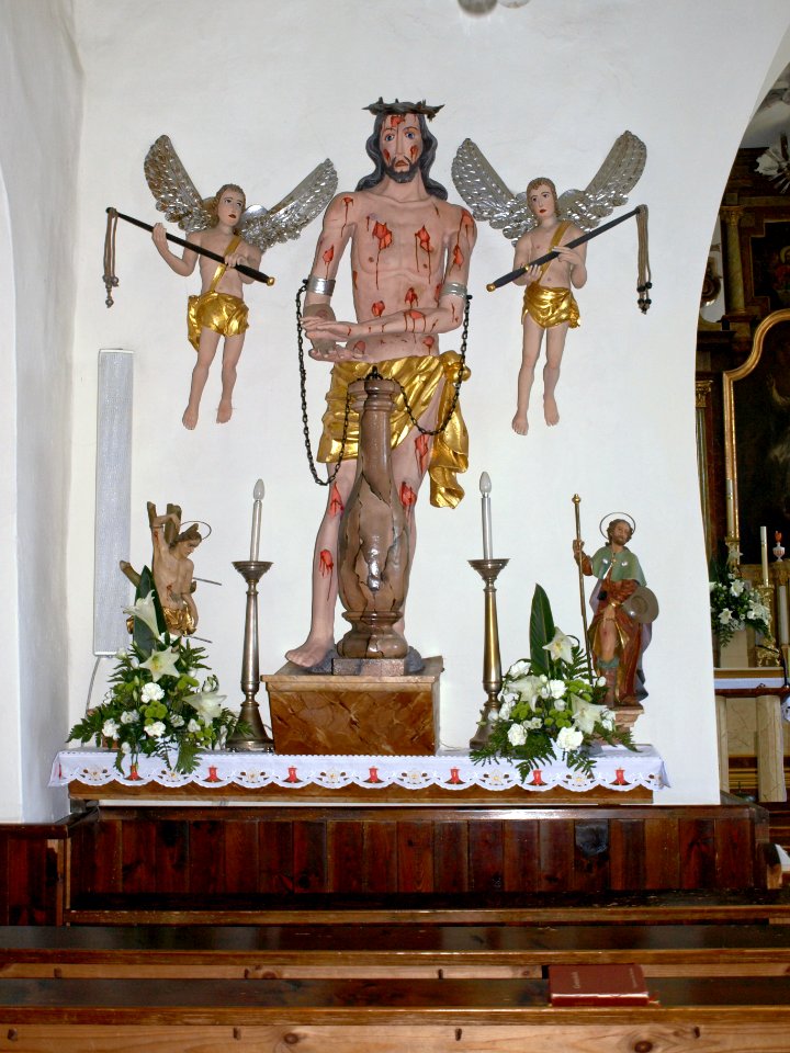 2013.04.28_-_Münichreith-Laimbach_-_Pfarrkirche_hl._Nikolaus_und_Friedhof_-_08