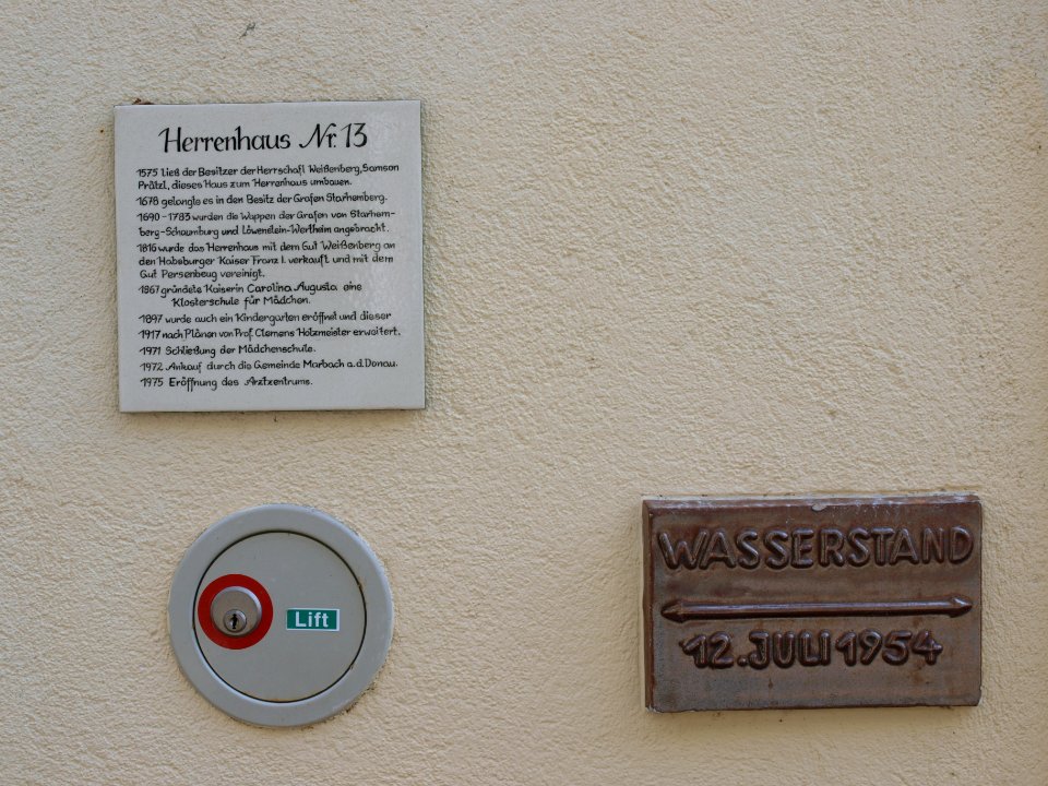 2013.04.28_-_Marbach_an_der_Donau_-_Ansitz,_ehem._Herrenhaus_-_02