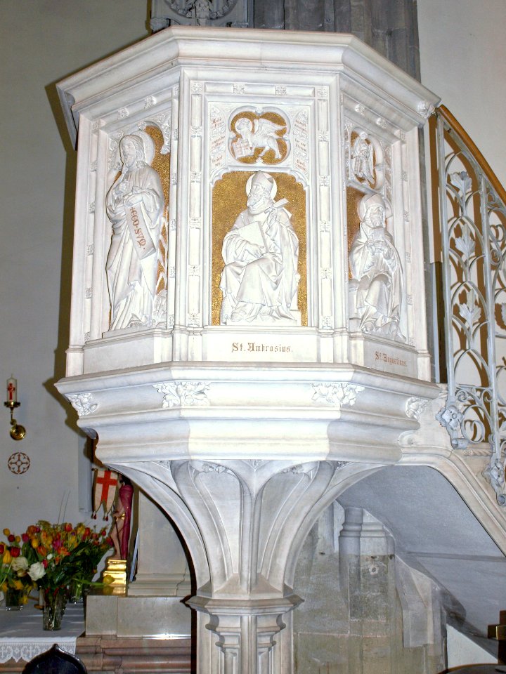 2013.04.15_-_St._Valentin_-_Kath._Pfarrkirche_hl._Valentin_-_07