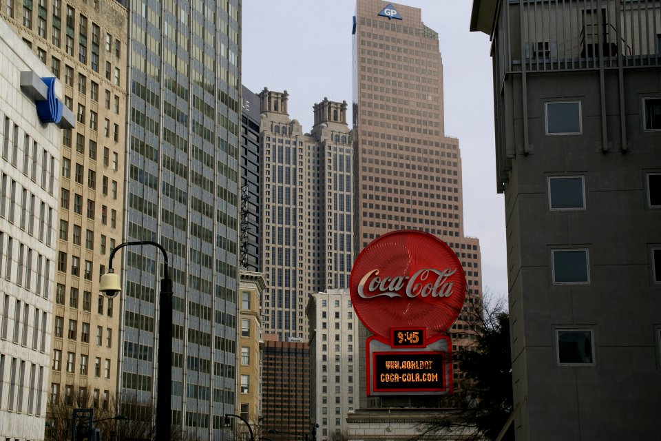 2013.01.26.094517_Coca_Cola_Peachtree_St._Atlanta_Georgia