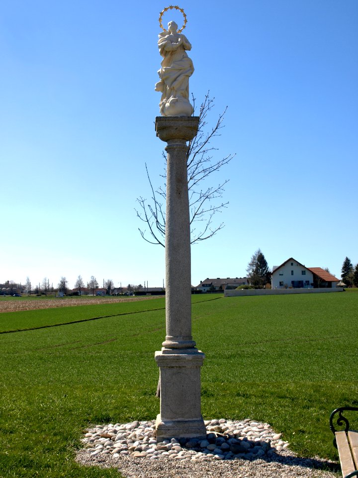 2013.04.15_-_St._Valentin_-_Immaculata_Säule_-_01