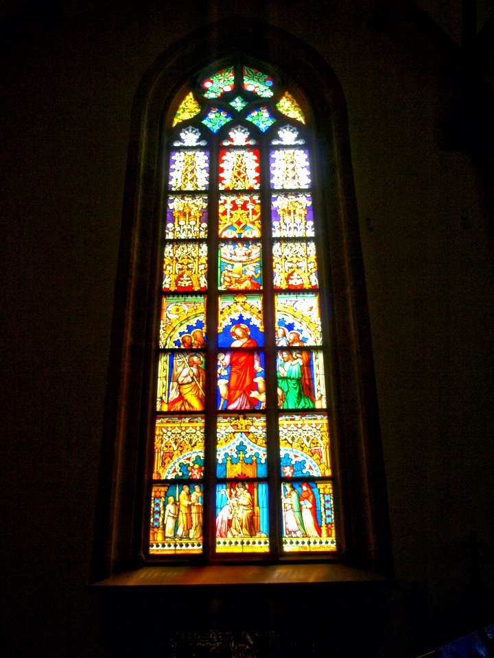 2013.04.15_-_St._Valentin_-_Kath._Pfarrkirche_hl._Valentin_-_14