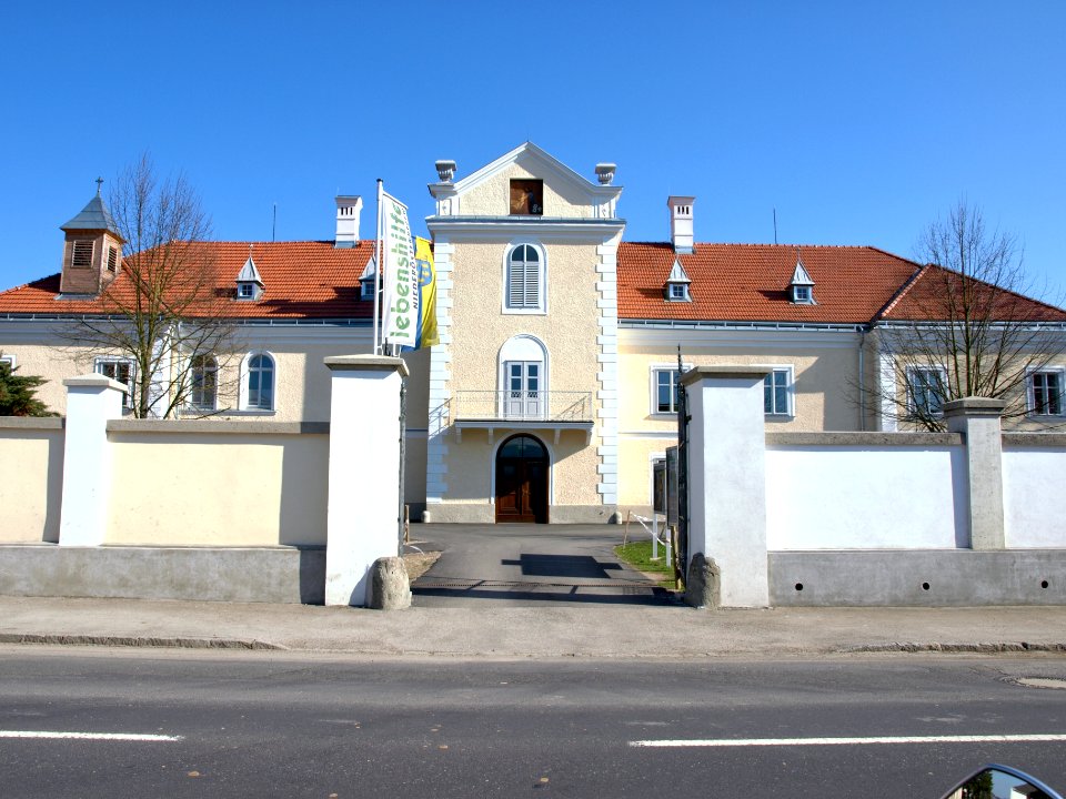 2013.04.15_-_Kemmelbach_-_Schloss_Neudenburg_und_Stöckl_-_01