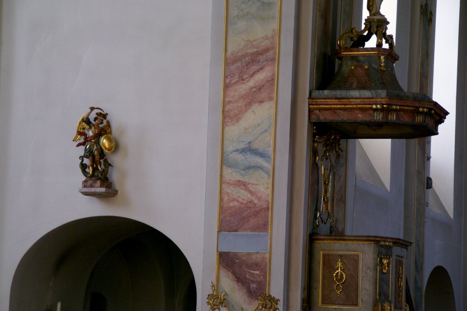 2013.04.07.094320_St._Georg_Magdalenenkirche_Gernsheim