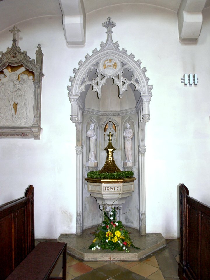 2013.04.15_-_St._Valentin_-_Kath._Pfarrkirche_hl._Valentin_-_03