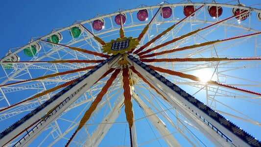 Fair year market gondola