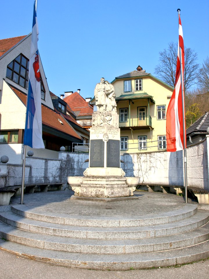 2013.04.21_-_Ybbsitz_-_Kriegerdenkmal_-_01