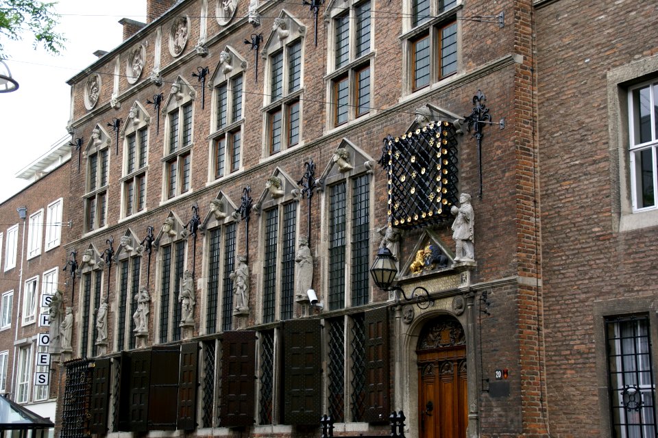 2013.05.30.163411_Facade_Stadhuis_Nijmegen_NL