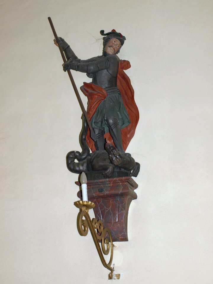 2013.04.24_-_Erlauf_(Gemeinde)_-_Pfarrkirche_hl._Johann_Nepomuk_und_Kriegerdenkmal_-_08