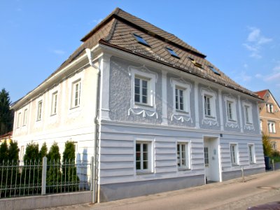 2013.04.21_-_Ybbsitz_-_Wohn-_und_Geschäftshaus_-_01