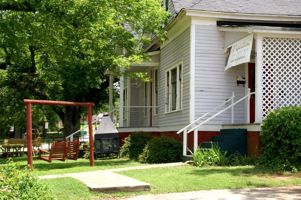 2013.06.29.130253_House_Main_St._Hogansville_Georgia