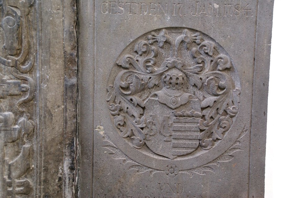 2013.06.02.124240_Wappen_Grab_Daniel_II_Willibrordi_Dom_Wesel