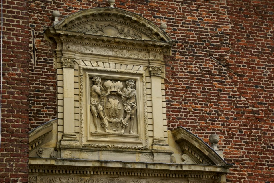 2013.06.01.114205_Lintel_stucco_decoration_Burg_Anholt_Isselburg