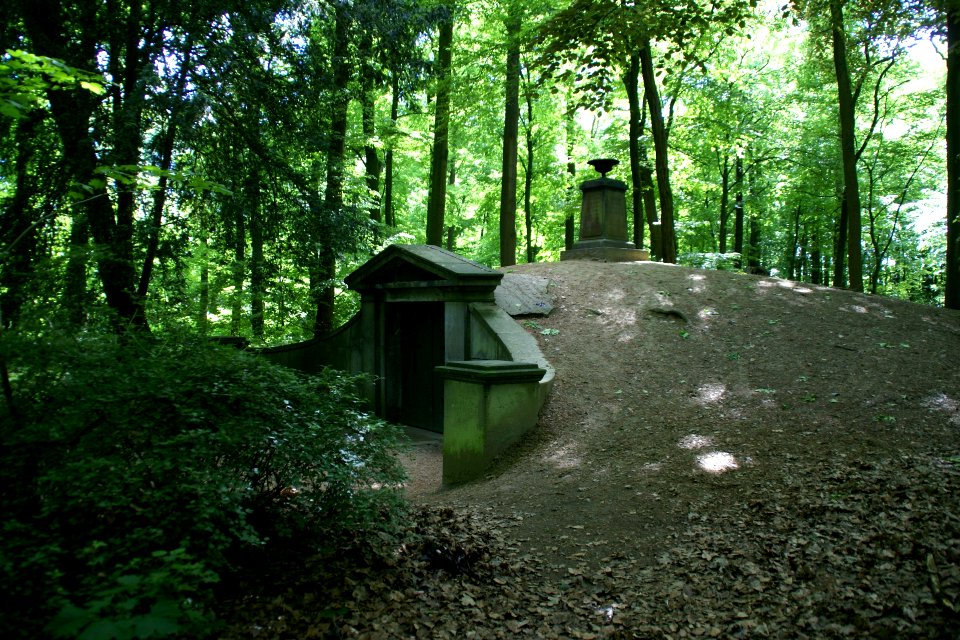 2013.06.02.151125_Familiengruft_Luyken_Wesel