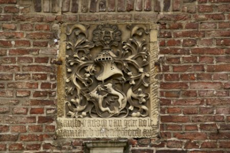 2013.06.01.114246_Stucco_crest_Burg_Anholt_Isselburg