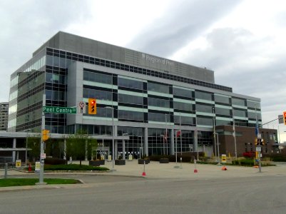 10_Peel_Centre_Drive_Complex