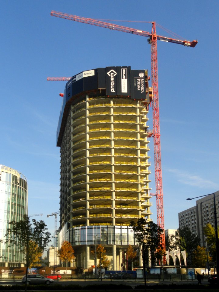 10-10-2018_Mennica_Legacy_Tower,_1