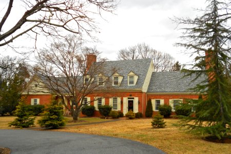 100E_Lake_Baltimore_MD