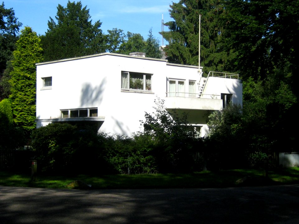 1_Hertog_Hendriklaan_Hilversum_Netherlands