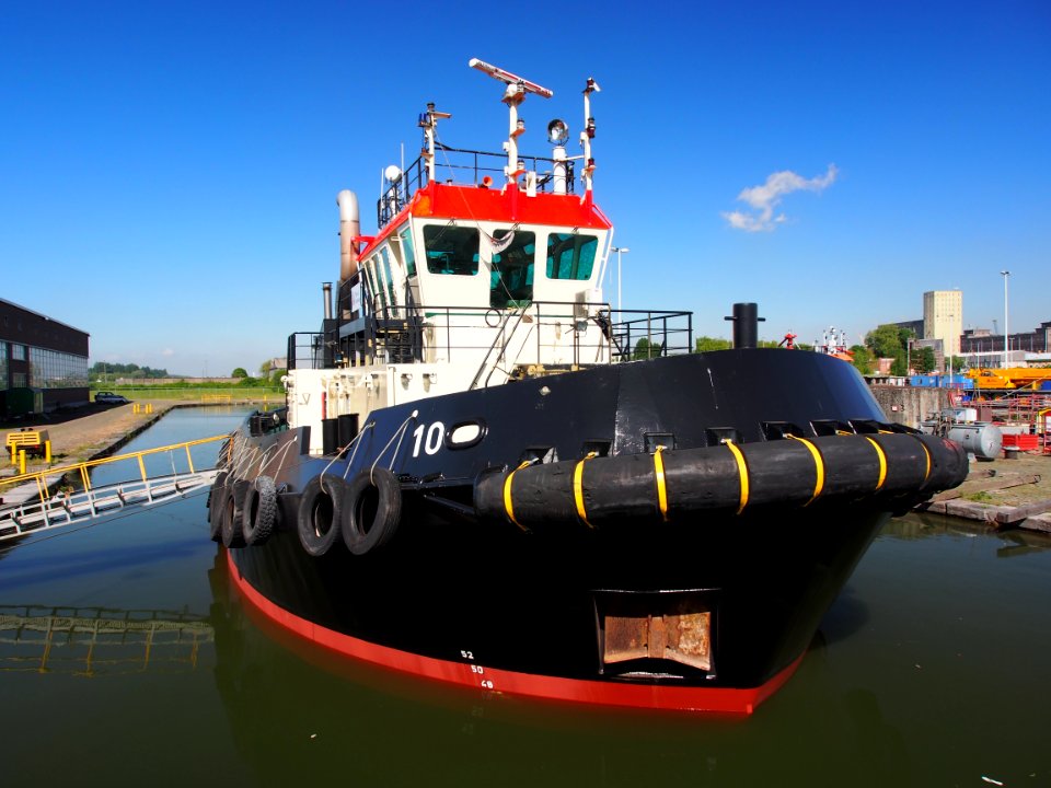 10_-_ENI_06503503,_Voith_Schneider_Propeller,_Gemeentelijk_Havenbedrijf_Antwerpen,_Kattendijkdok,_pic_3