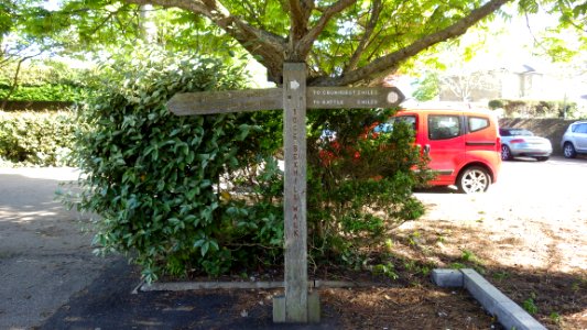 1066_Country_Walk_-_Bexhill_Link_Signpost,_Bexhill-on-Sea