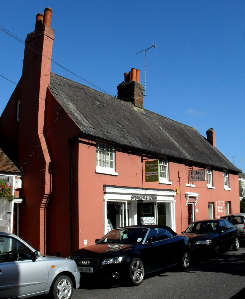 106_and_108_Old_London_Road,_Patcham_(NHLE_Code_1380637)_(August_2010)_(1)