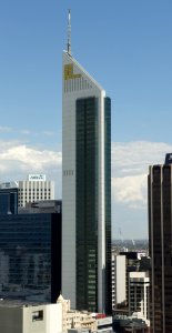 108_St_Georges_Terrace,_November_2017_(cropped)