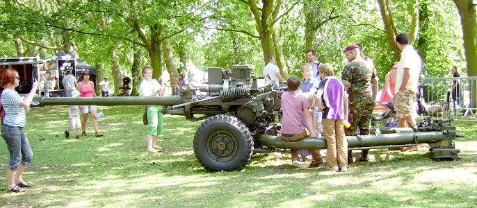 105mmFieldGunDisplay