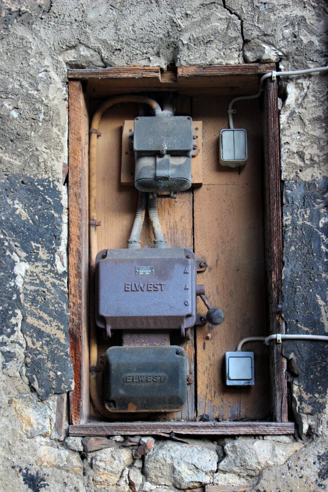 Power box old distribution