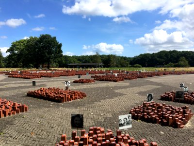 102000_stenen_04
