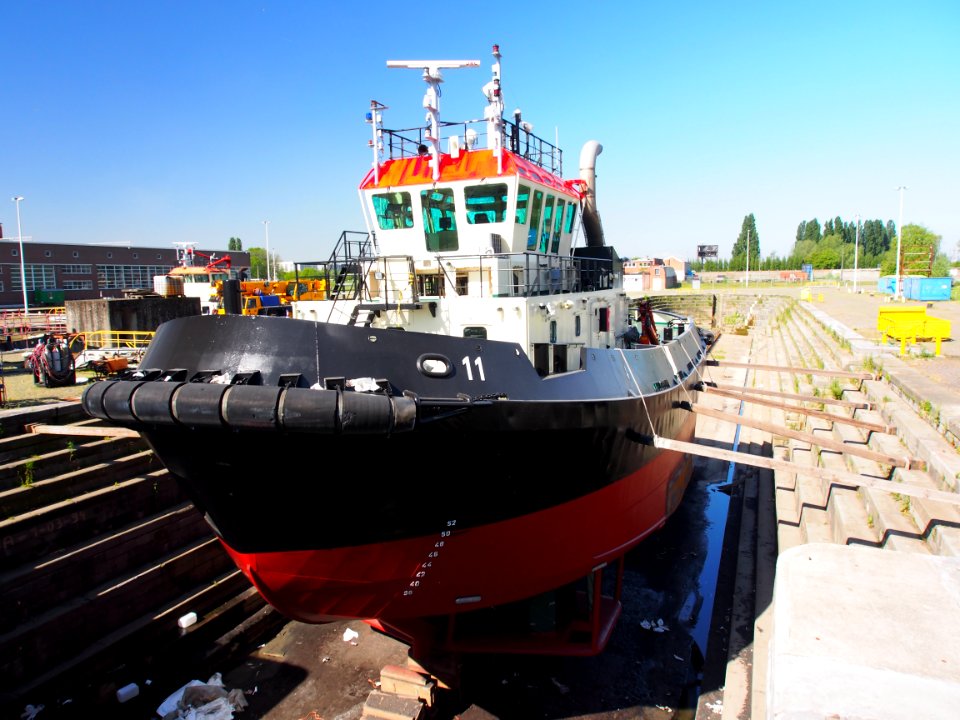 11_-_ENI_06503503,_Voith_Schneider_Propeller,_Gemeentelijk_Havenbedrijf_Antwerpen,_Kattendijkdok,_pic_5