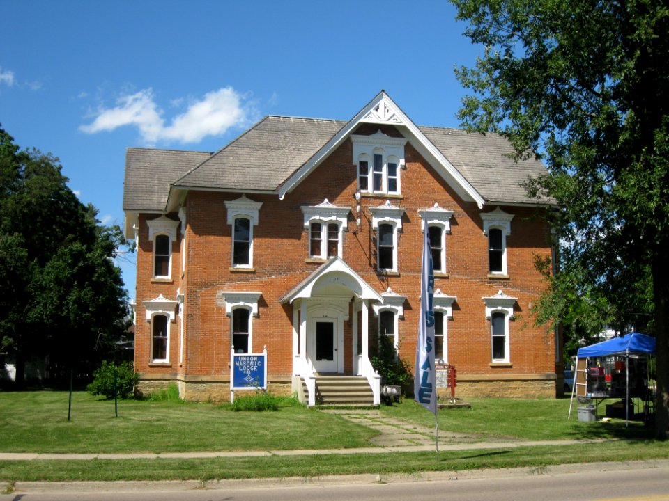 104_West_Main,_Evansville_Historic_District,_Evansville,_WI