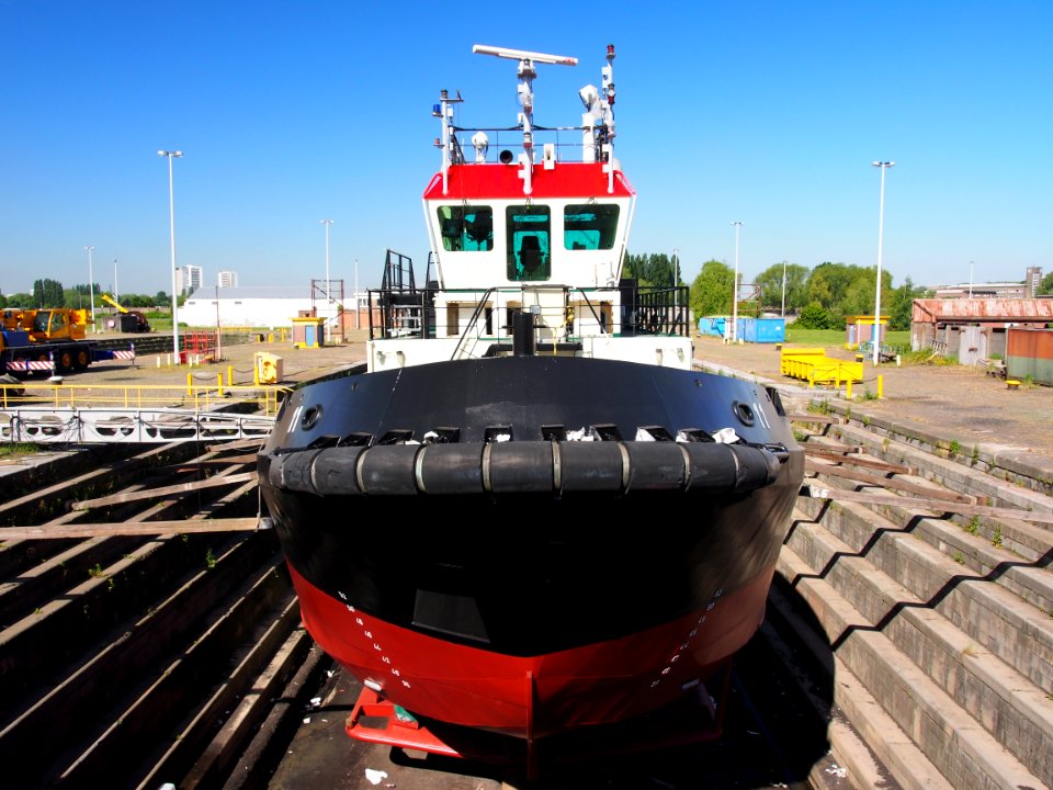 11_-_ENI_06503503,_Voith_Schneider_Propeller,_Gemeentelijk_Havenbedrijf_Antwerpen,_Kattendijkdok,_pic_6