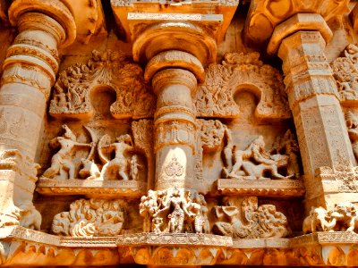 10th_to_15th_century_Chennakesava_temples_reliefs_and_inscriptions,_Pushpagiri,_Andhra_Pradesh_India_-_2