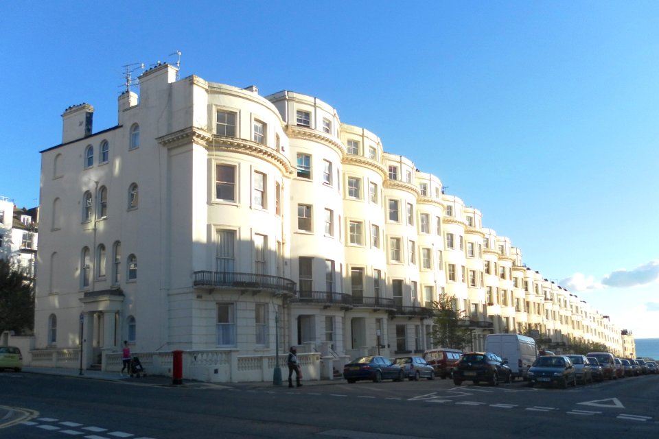 10–70_Brunswick_Place,_Hove_(NHLE_Code_1298669)_(October_2012)