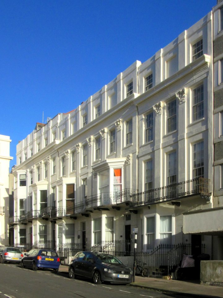 10–13_Cavendish_Place,_Brighton_(NHLE_Code_1380243)_(January_2017)