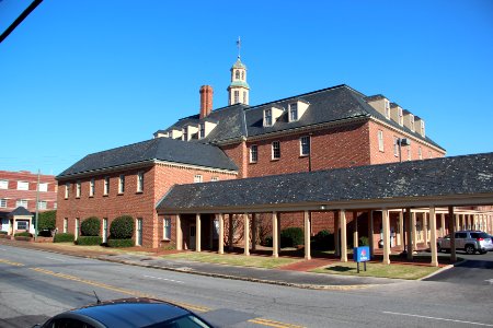 100_East_2nd_Avenue,_Rome,_GA_March_2018