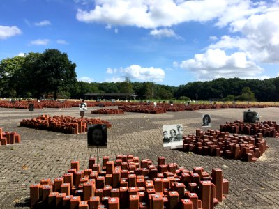 102000_stenen_03