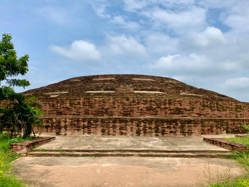 100_BCE_–_300_CE_Viratrajgadde,_Erradibba_Buddhist_Stupa_Khammam,_Telangana_India_-_5