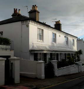 10–13_Powis_Villas,_Montpelier,_Brighton_(NHLE_Code_1380740)_(September_2010)
