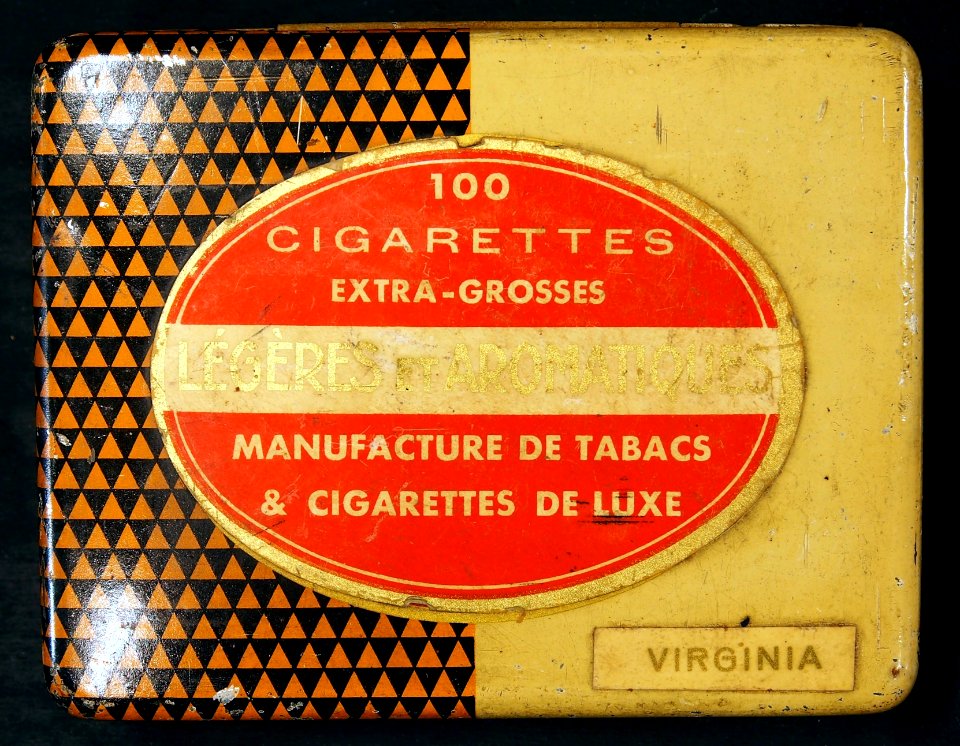 100_cigarettes_Legere_et_Aromatique,_Manufacture_de_Tabacs_&_Cigarettes_de_Luxe_tin