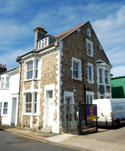101_Conway_Street,_Hove_(March_2020)