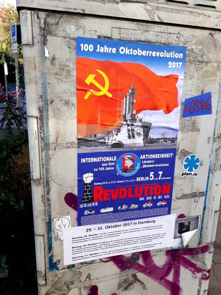 100_years_October_Revolution_demo_in_Hamburg_9