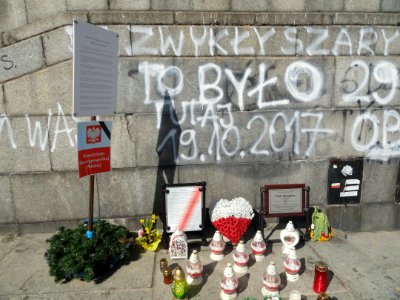 04-04-2018_Warszawa_Piotr_Szczęsny_miejsce_pamięci,_4