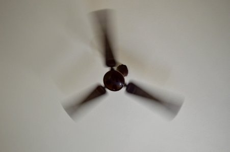 04_Rotating_Ceiling_fan_at_80th_of_a_second photo