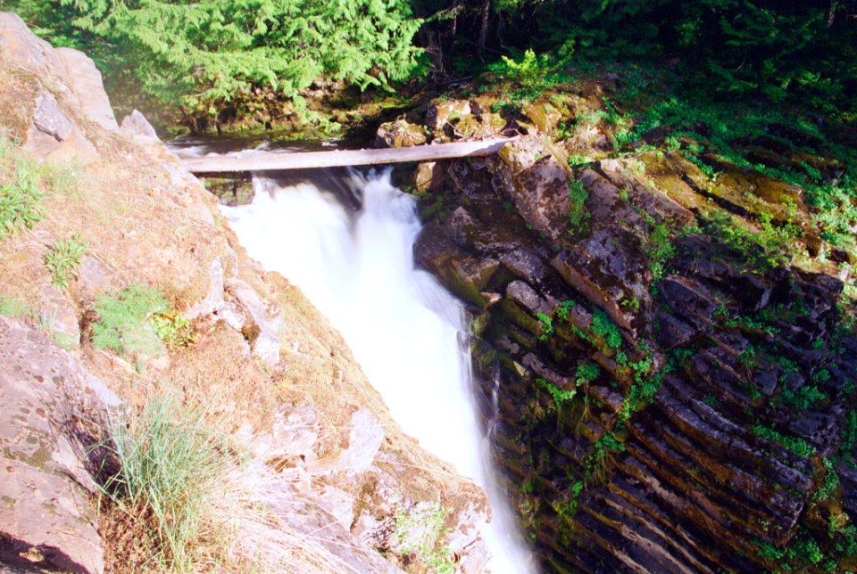 04-26-22-elk-creek