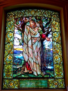 08_Sermon_on_the_Mount,_Luce_Memorial_Window,_1902,_Tiffany_Studios_-_Arlington_Street_Church_-_Boston,_Massachusetts_-_DSC06980